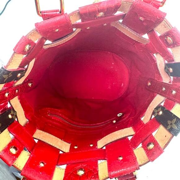 LV Crocodile Red Neo Bucket. Monogram Buclet shoulder bag/great woven detail - Picture 3 of 11